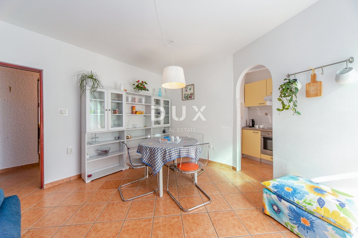 RIJEKA, CENTRO - appartamento più grande nel centro di Rijeka con balcone, ottimo investimento come appartamento