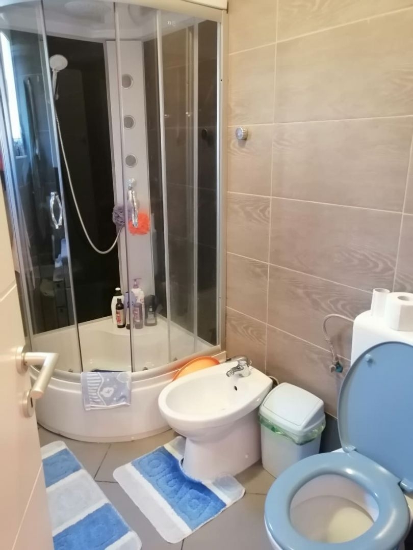 NOVI VINODOLSKI - appartamento in una buona posizione vicino al mare