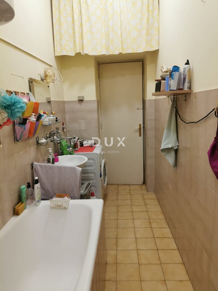 RIJEKA, BELVEDER - appartamento con tre camere da letto