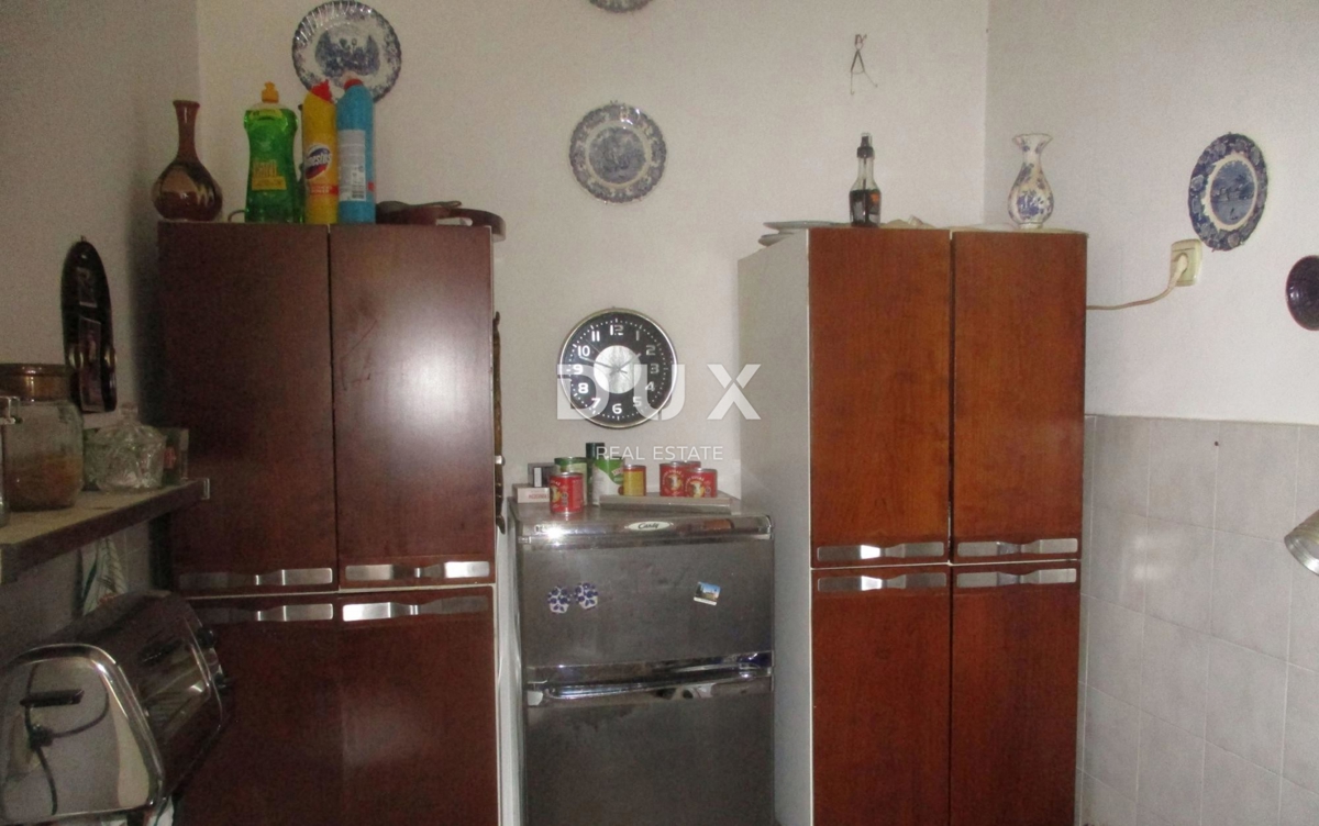 RIJEKA, BELVEDER - appartamento con tre camere da letto