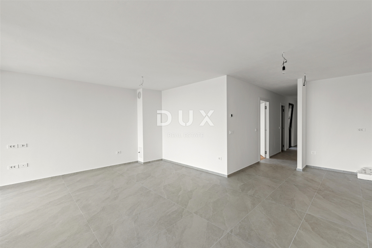 ISTRIA, NOVIGRAD - Lussuoso appartamento con giardino in un nuovo edificio