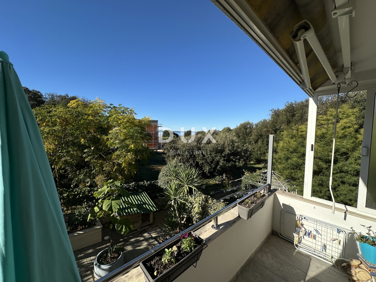 ZADAR, DIKLO - Grazioso appartamento con giardino e vista mare!