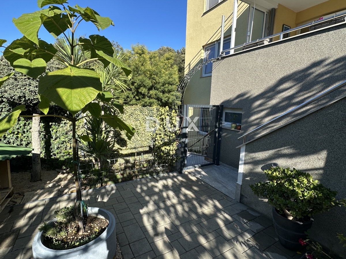 ZADAR, DIKLO - Grazioso appartamento con giardino e vista mare!