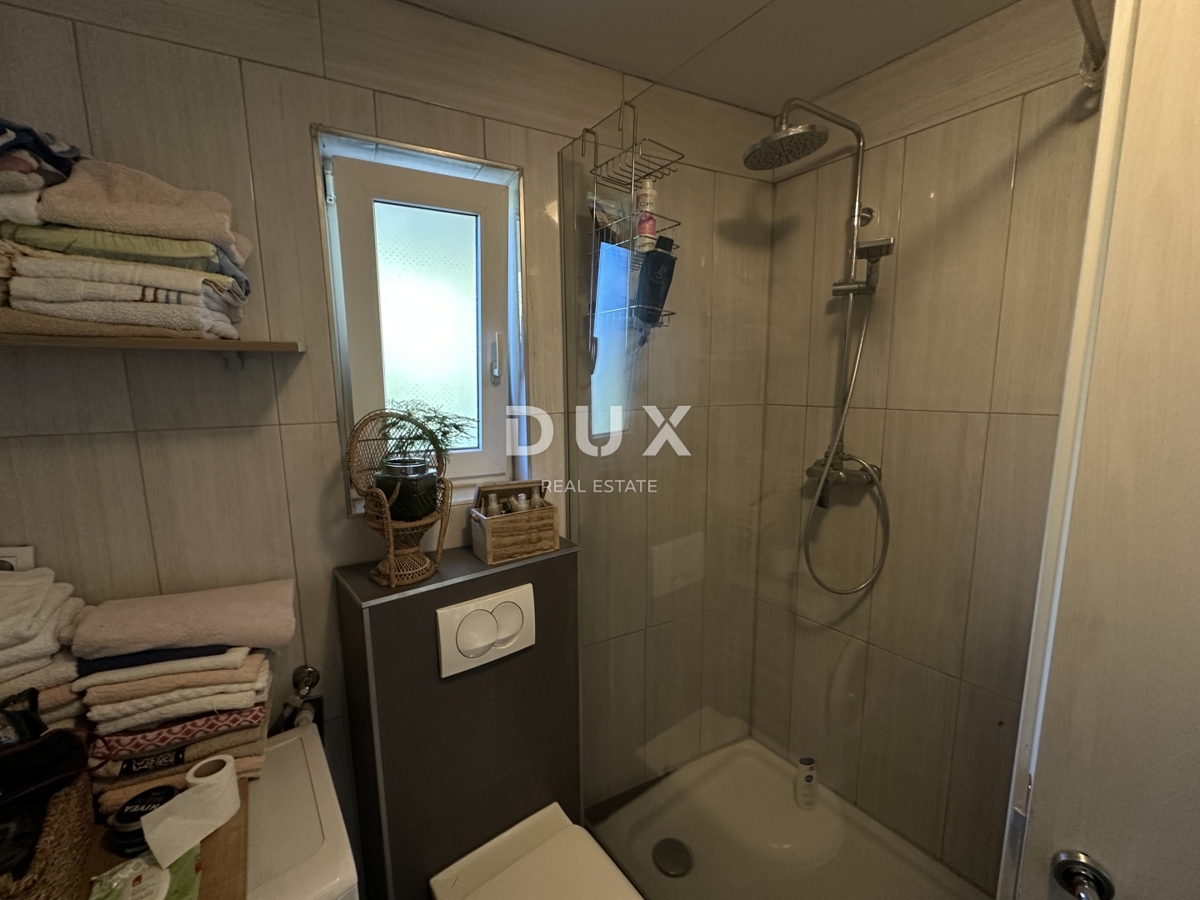 ZADAR, DIKLO - Grazioso appartamento con giardino e vista mare!