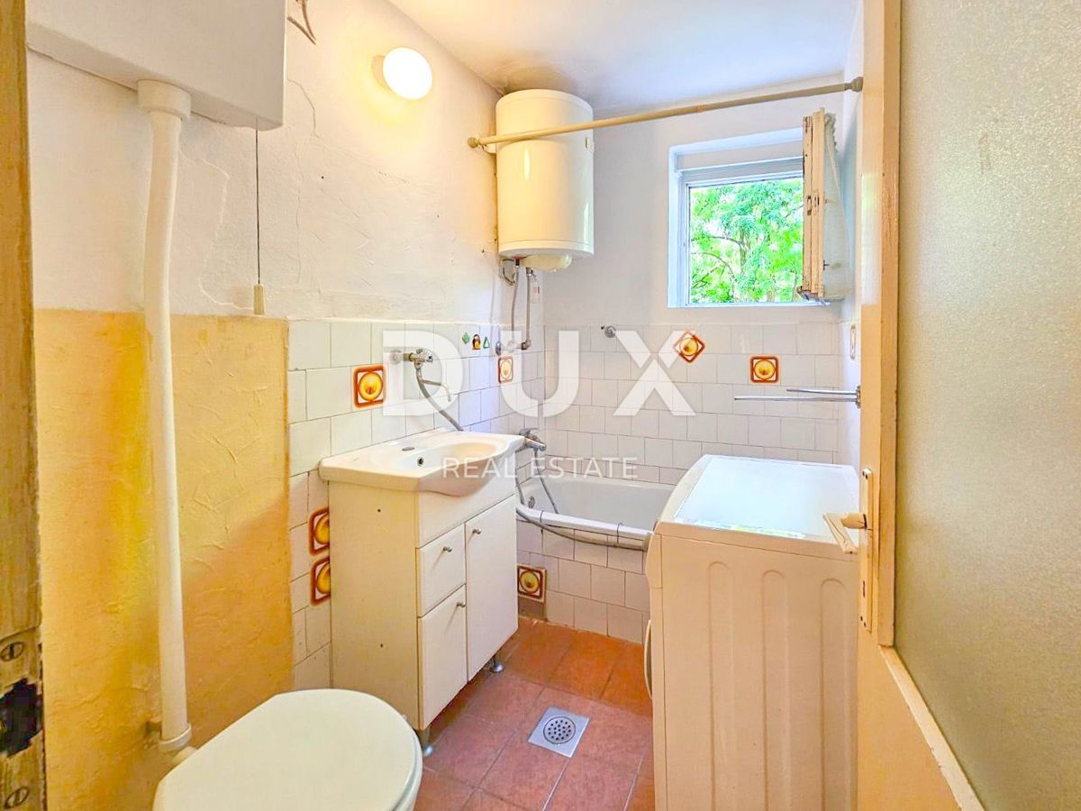 ISTRIA, POLA - Appartamento con due camere da letto, piano rialzato, posizione tranquilla e ricercata