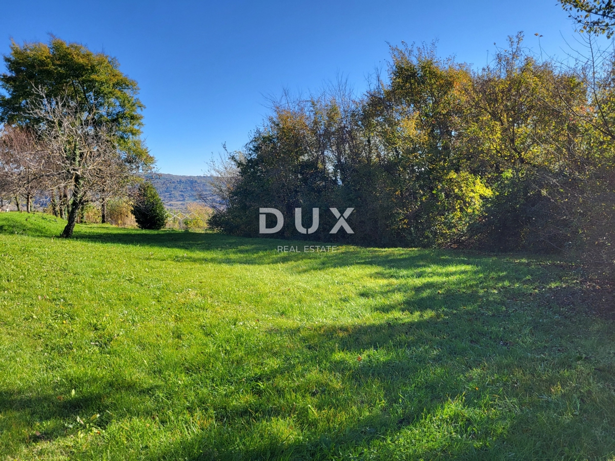 ISTRIA, GROŽNJAN - Antico edificio in pietra in ottima posizione