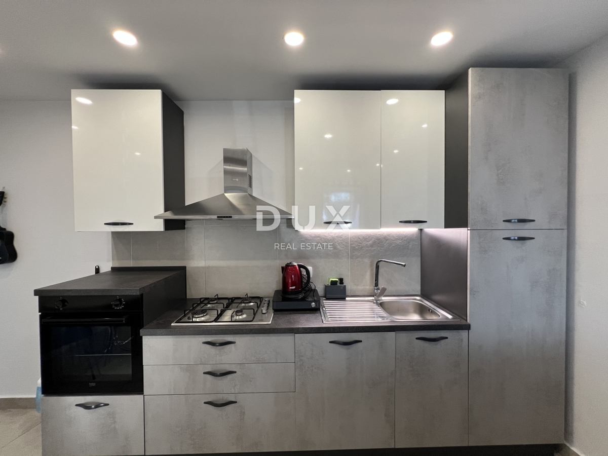 KASTAV – OCCASIONE DI INVESTIMENTO – quattro appartamenti e locale commerciale