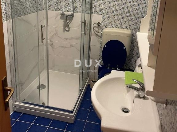 ABBAZIA - appartamento in un edificio residenziale con giardino esterno e terrazza coperta a soli 200 metri dalla spiaggia, VISTA!