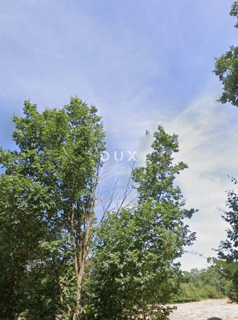 ISTRIA, PERUŠKI - Terreno agricolo 41600 m2