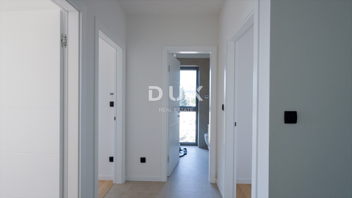 RIJEKA, KOSTRENA - esclusivo appartamento con jacuzzi - nuova costruzione con vista panoramica sul mare! OPPORTUNITÀ!