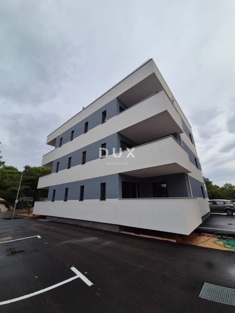 ZADAR, PAKOŠTANE - VISTA! Moderno appartamento a 100 m dal mare!