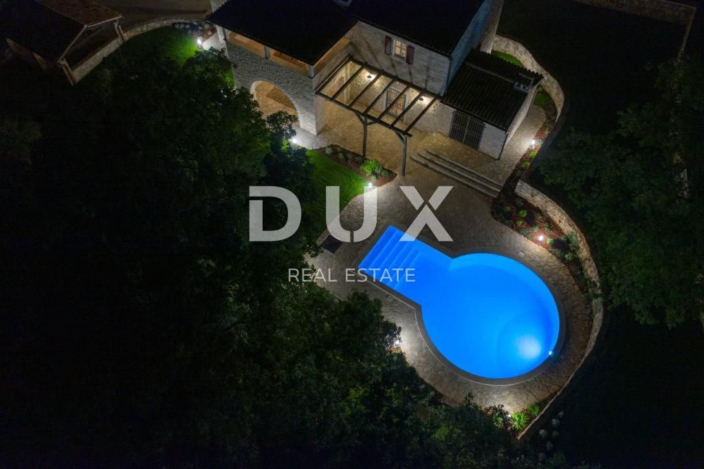 TINJAN - bellissima villa in pietra con piscina