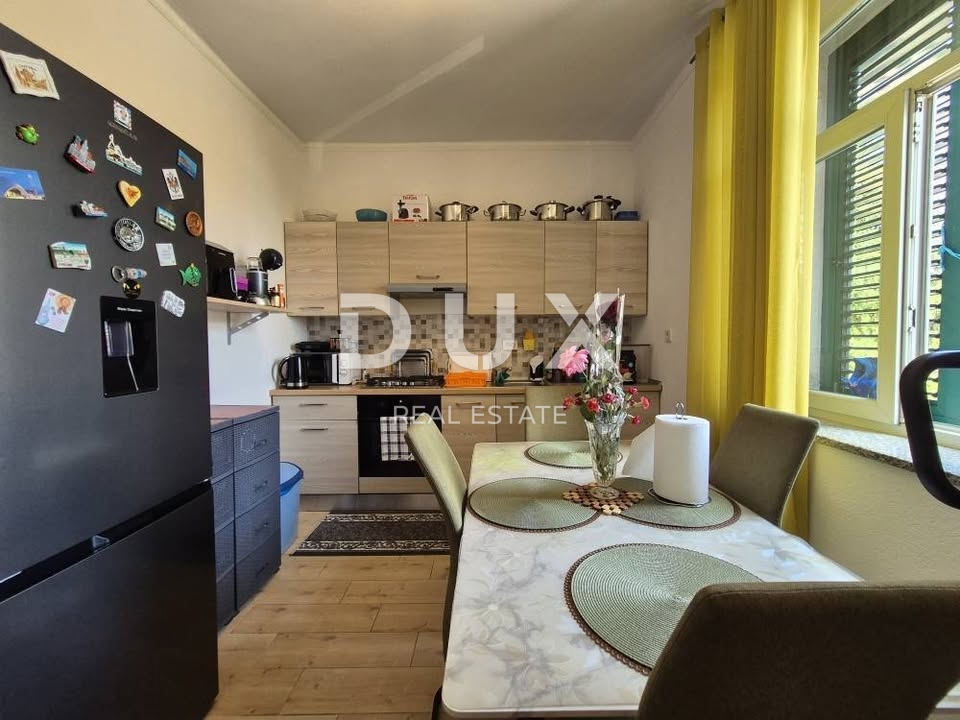 RIJEKA, PODMURVICE - appartamento ristrutturato con ottima disposizione, ideale per vivere o investire