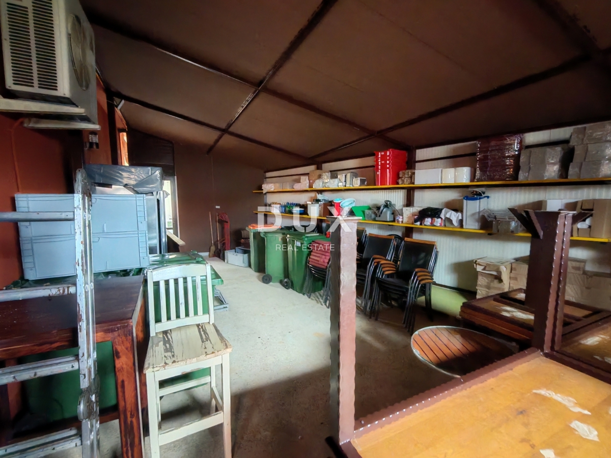 ZADAR, ZATON - Ristorante rinomato e affermato in una zona trafficata con un ampio parcheggio!