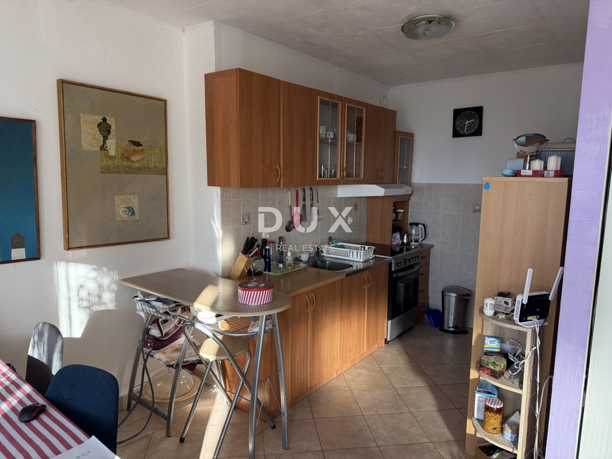 RIJEKA, KRNJEVO - Appartamento con 1 camera da letto + soggiorno con vista mare