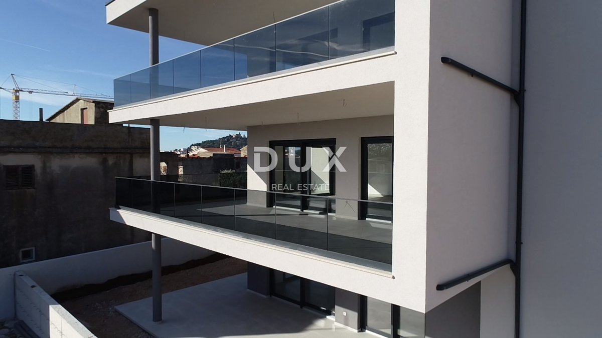 SEBENICO, TRIBUNJ – Appartamento con vista mare in un nuovo edificio! OCCASIONE!