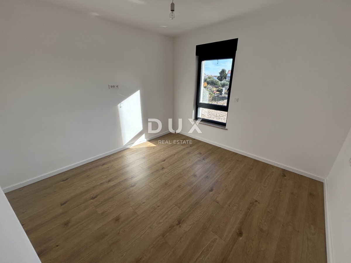 SEBENICO, TRIBUNJ – Appartamento con vista mare in un nuovo edificio! OCCASIONE!