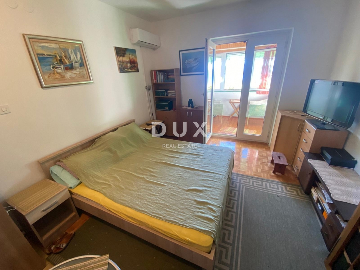 NOVI VINODOLSKI - appartamento di 30 m2 con vista panoramica sul mare! OCCASIONE!