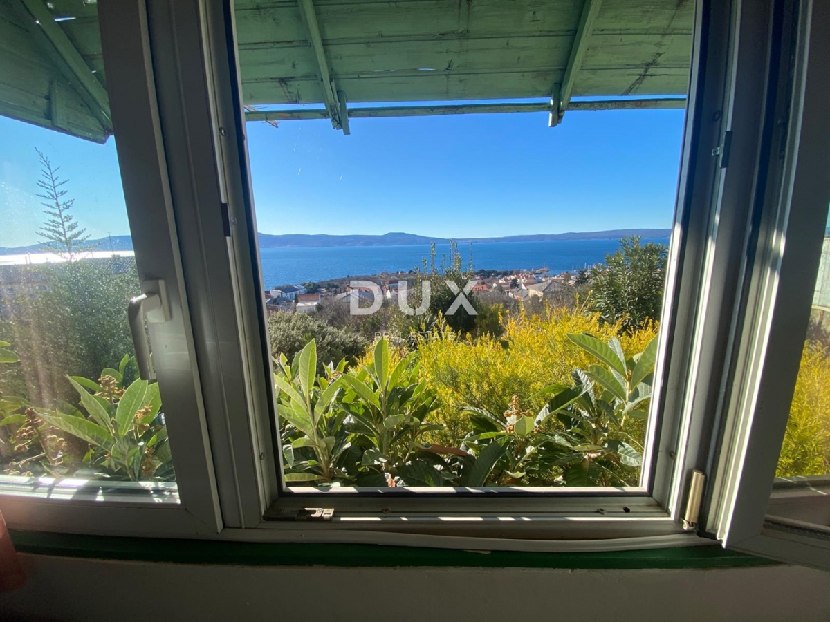 NOVI VINODOLSKI - appartamento di 30 m2 con vista panoramica sul mare! OCCASIONE!