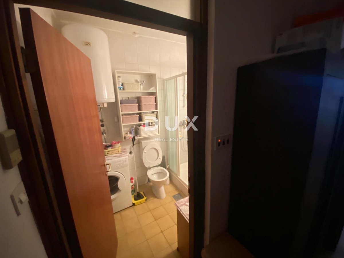 NOVI VINODOLSKI - appartamento di 30 m2 con vista panoramica sul mare! OCCASIONE!