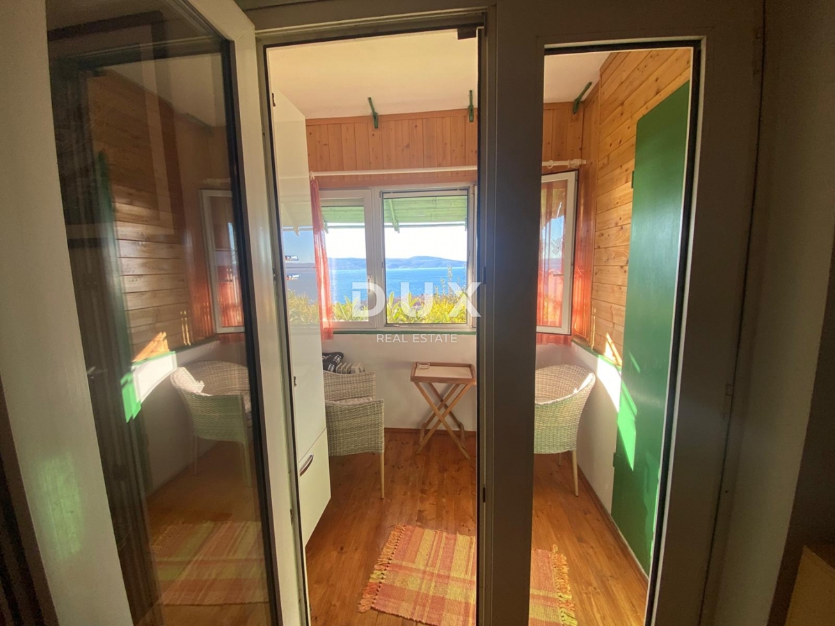 NOVI VINODOLSKI - appartamento di 30 m2 con vista panoramica sul mare! OCCASIONE!