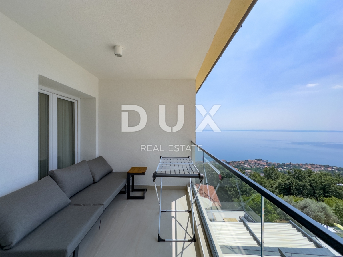OPATIJA, LOVRAN – Appartamento esclusivo con vista panoramica e piscina