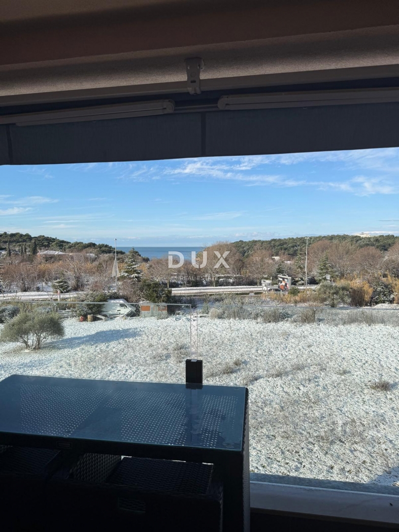 ISTRIA, POLA - Appartamento con vista mare e garage in posizione unica!
