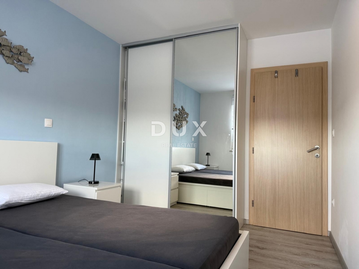 ISTRIA, POLA - Appartamento con vista mare e garage in posizione unica!