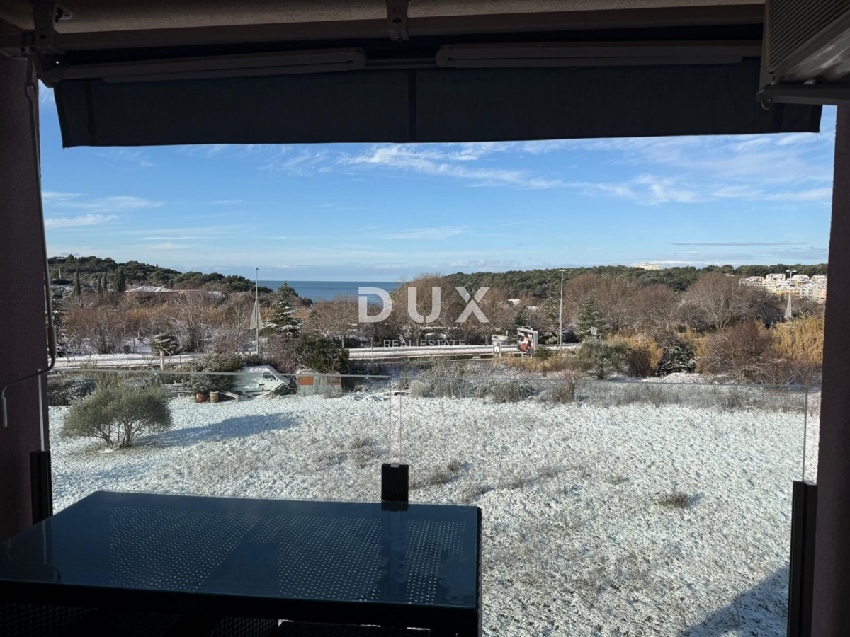 ISTRIA, POLA - Appartamento con vista mare e garage in posizione unica!