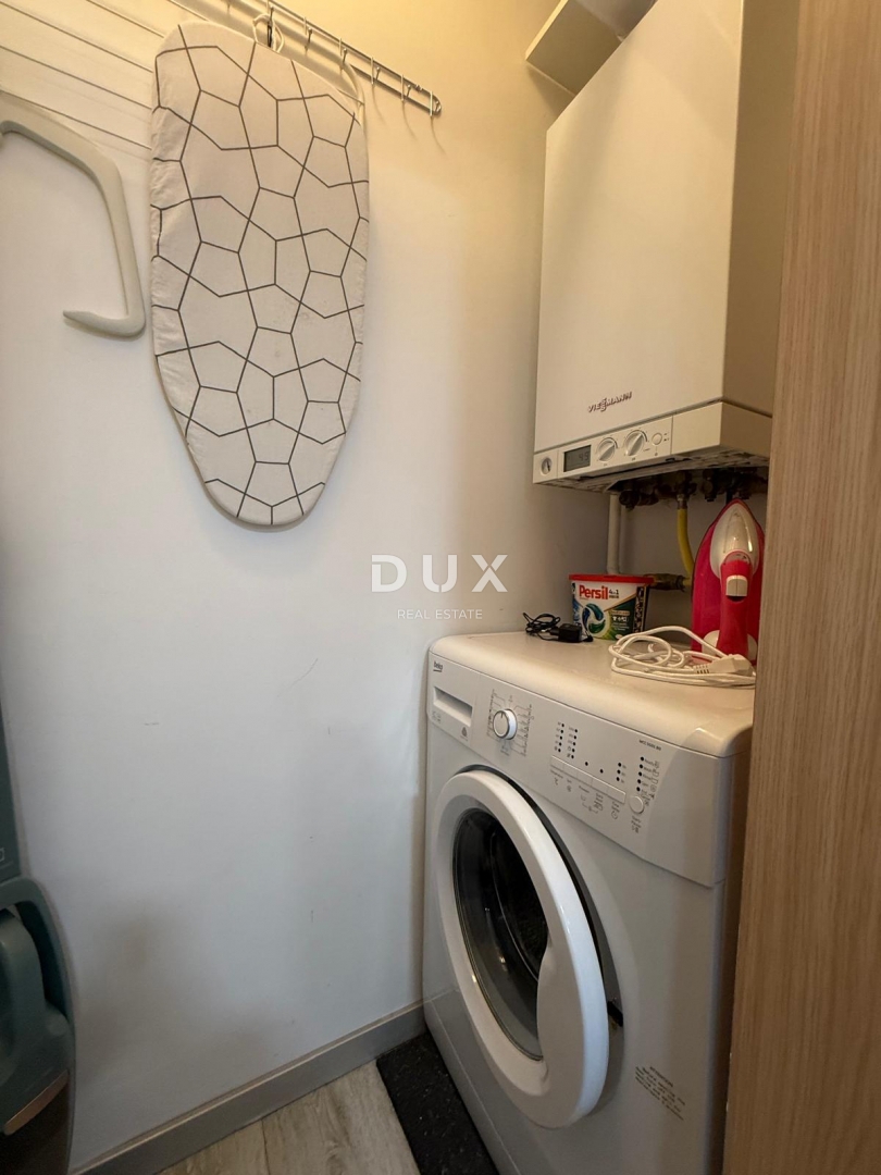 ISTRIA, POLA - Appartamento con vista mare e garage in posizione unica!