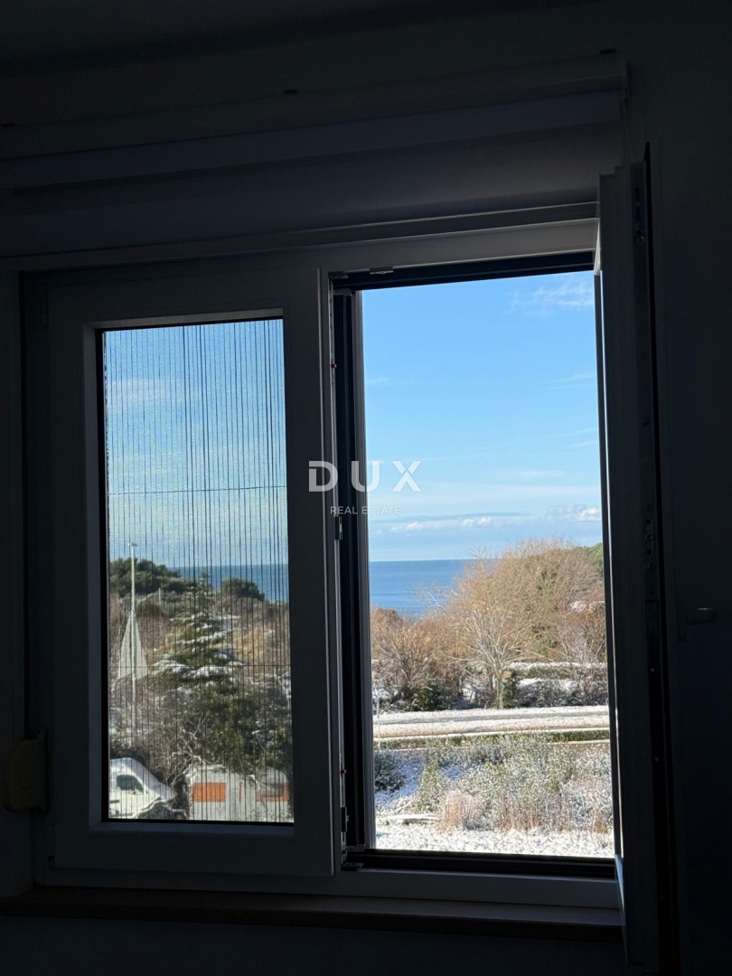 ISTRIA, POLA - Appartamento con vista mare e garage in posizione unica!