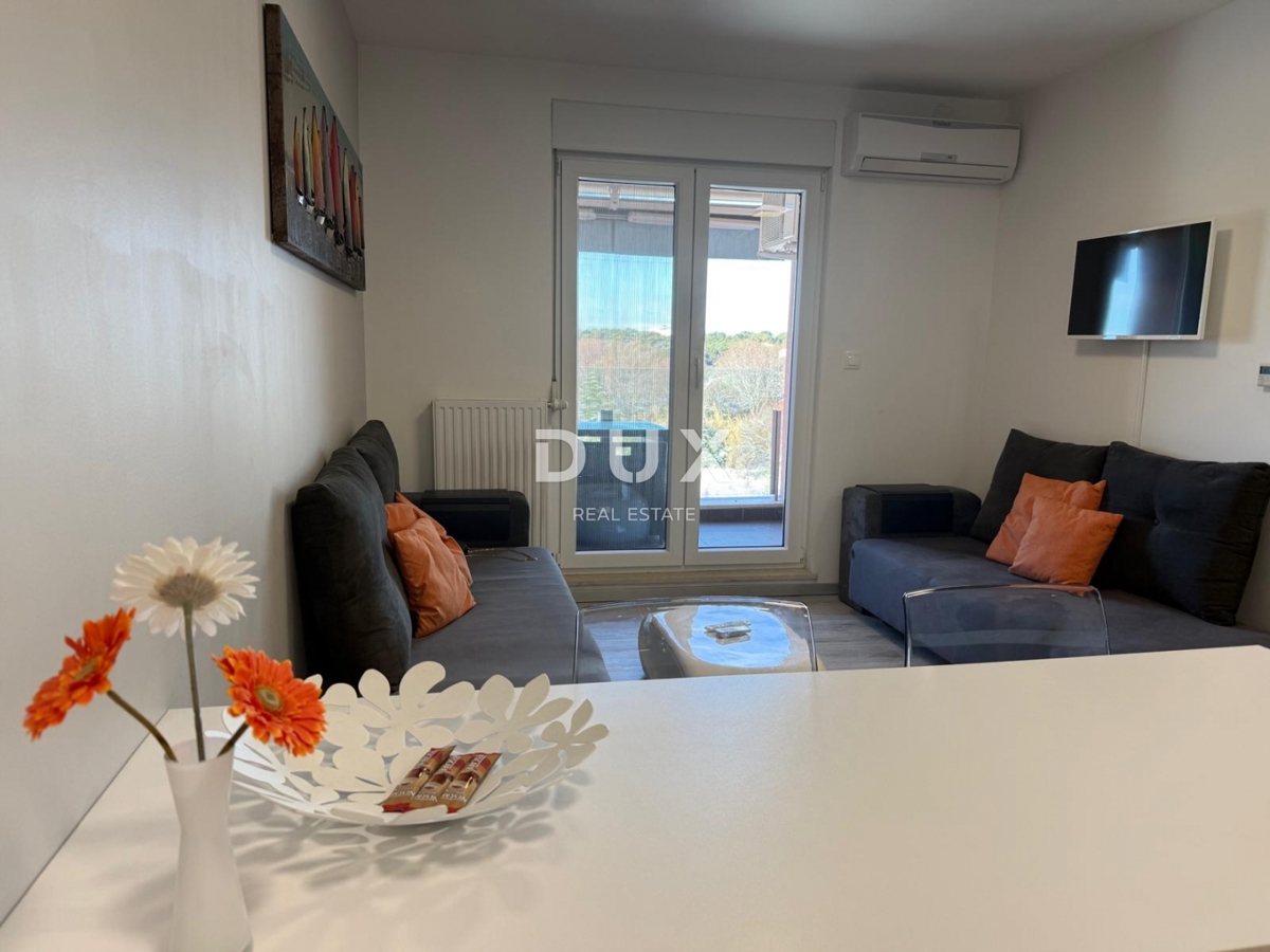 ISTRIA, POLA - Appartamento con vista mare e garage in posizione unica!