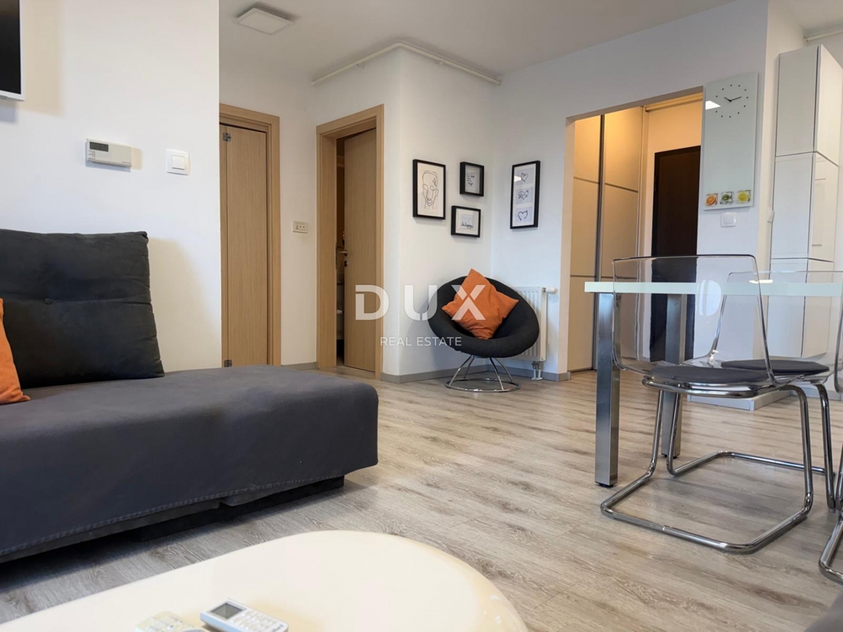 ISTRIA, POLA - Appartamento con vista mare e garage in posizione unica!