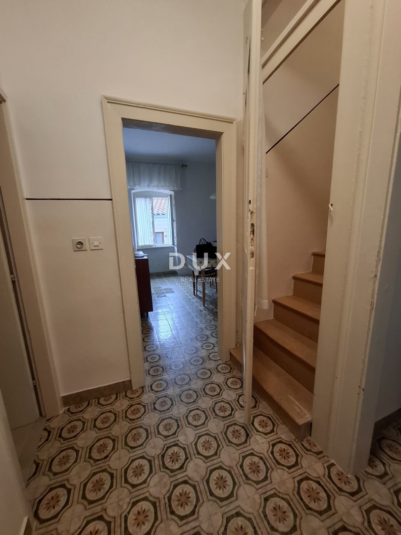 ISTRIA, BALE - Casa in centro con uffici
