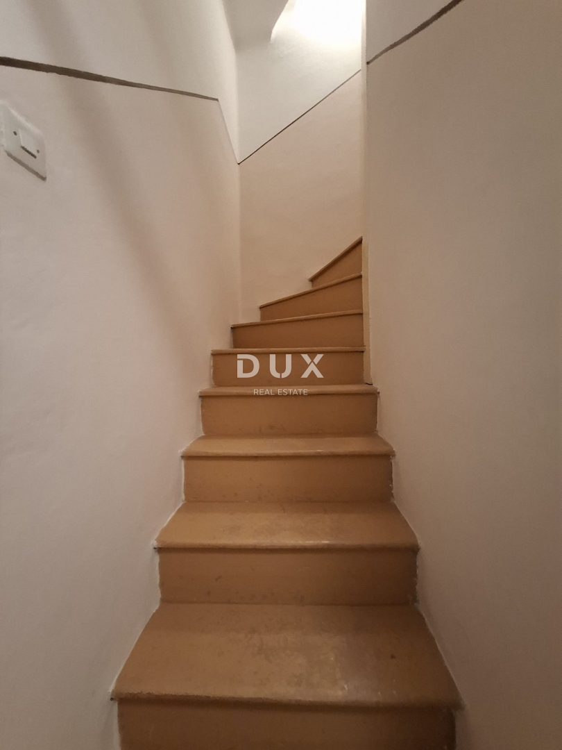 ISTRIA, BALE - Casa in centro con uffici