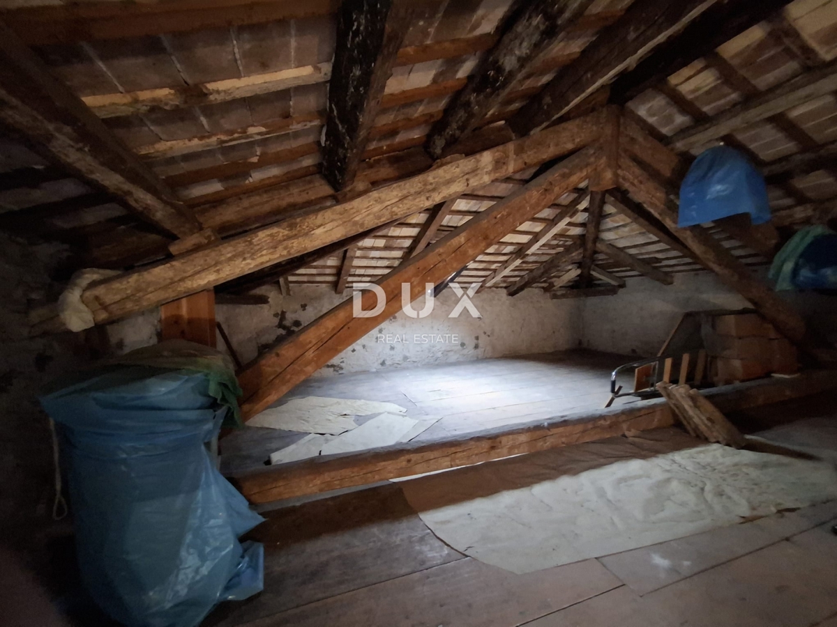 ISTRIA, BALE - Casa in centro con uffici