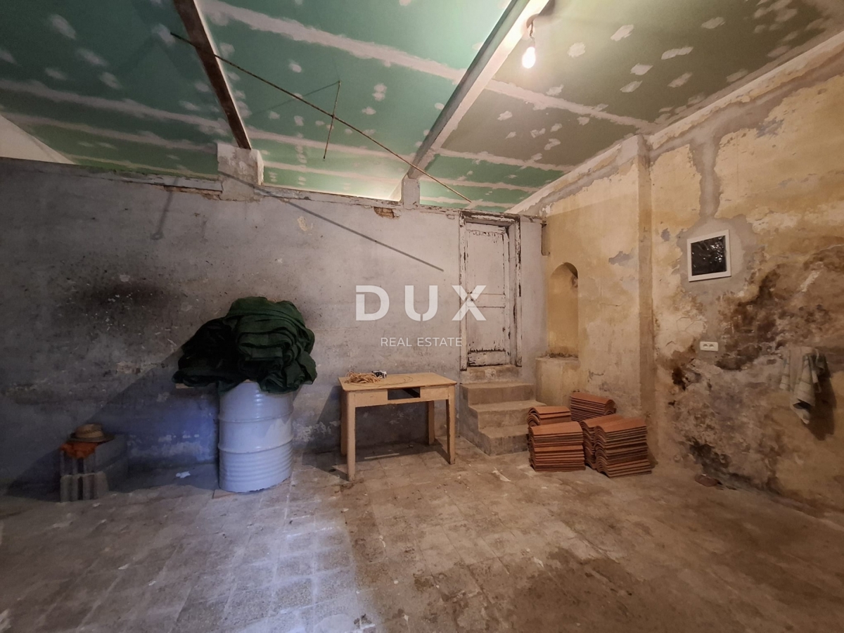 ISTRIA, BALE - Casa in centro con uffici