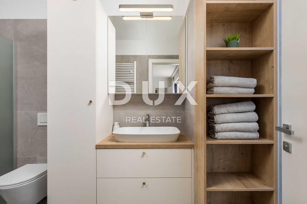 ISTRIA, PARENZO - Villa di lusso - posizione esclusiva, vista libera sul mare 