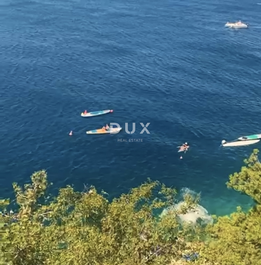 SENJ, DINTORNI – appartamento in prima fila sul mare