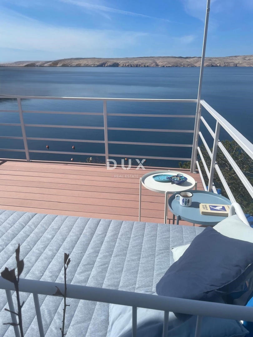 SENJ, DINTORNI – appartamento in prima fila sul mare