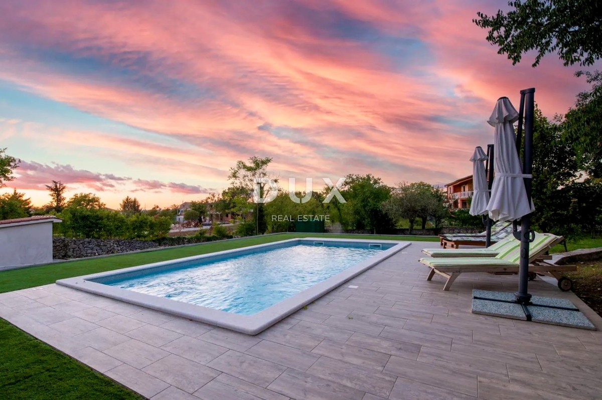 ISTRIA, LABIN - Casa in pietra con piscina