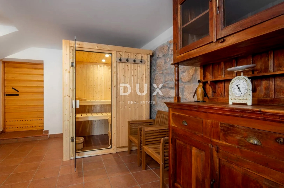 ISTRIA, LABIN - Casa in pietra con piscina