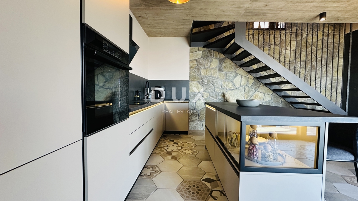 Casa Poljane, Opatija - Okolica, 250m2