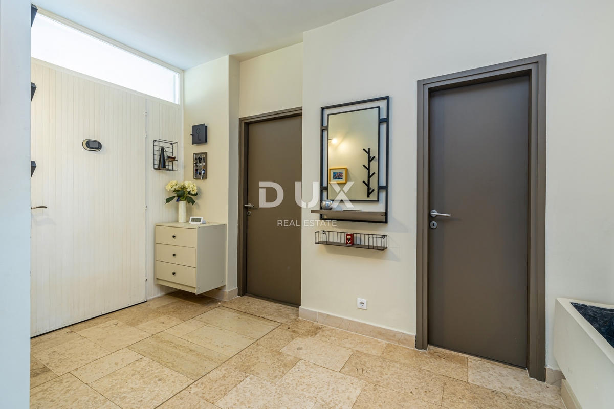 Casa Njivice, Omišalj, 276m2