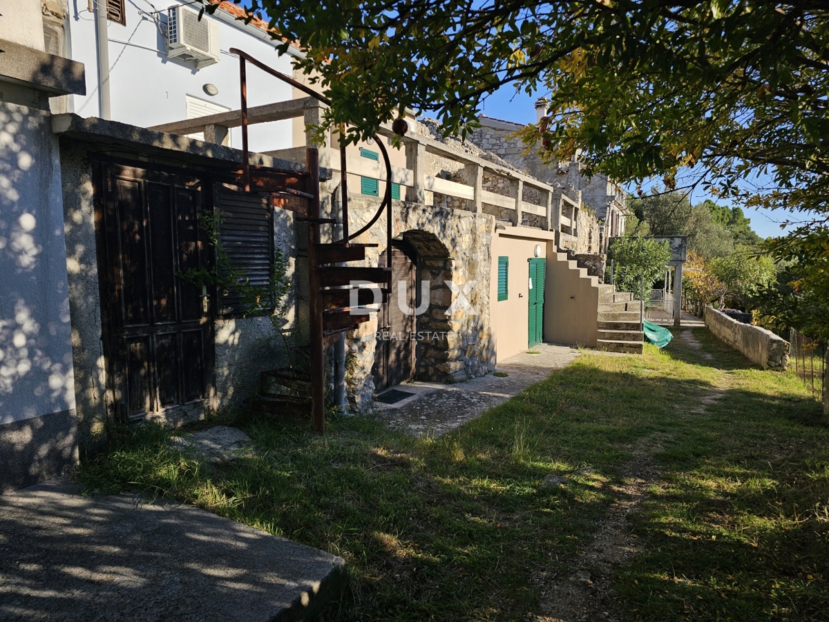 ISOLA DI RAB, BANJOL - Casa a schiera in pietra con vista panoramica