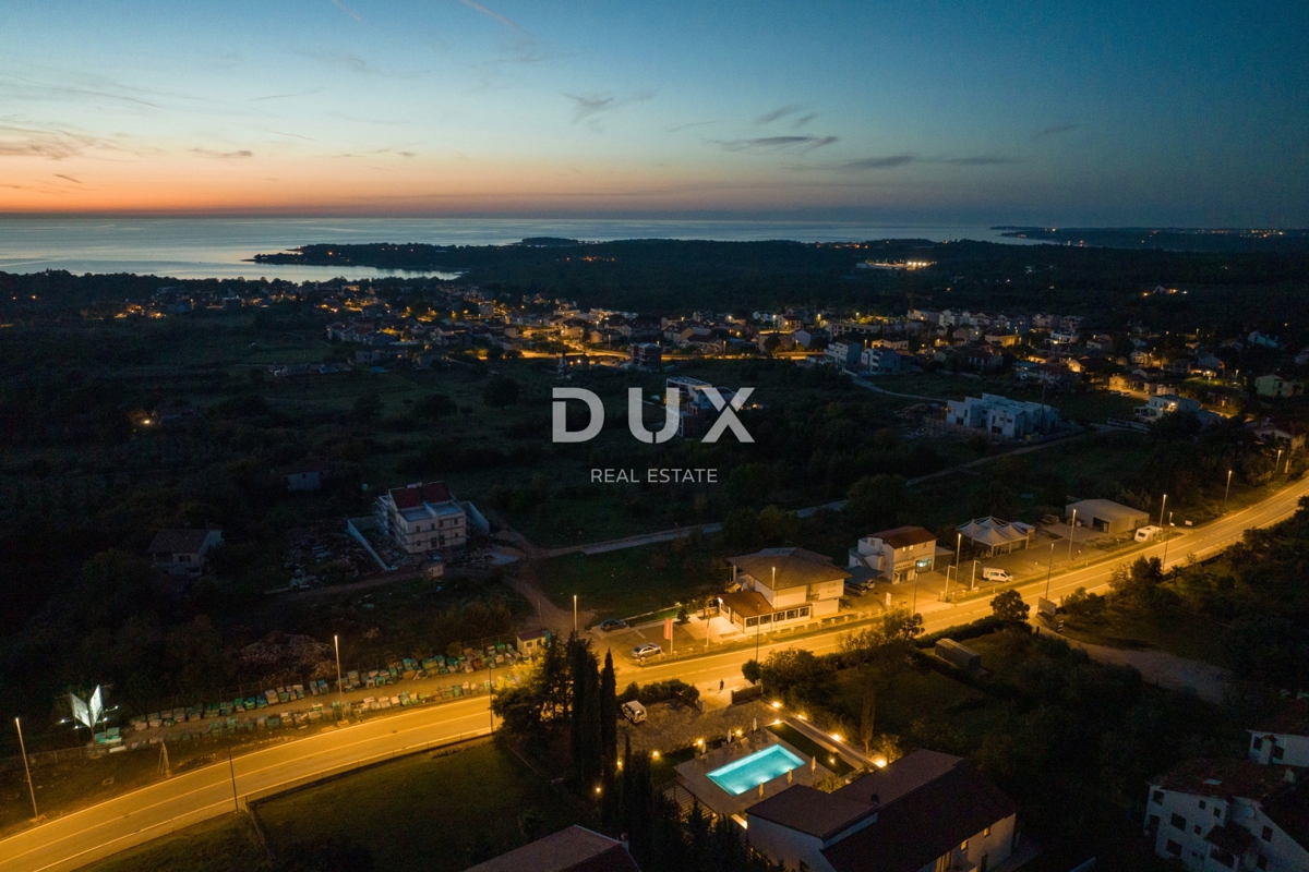 ISTRIA, PARENZO - Villa esclusiva, tre unità abitative, lusso in riva al mare