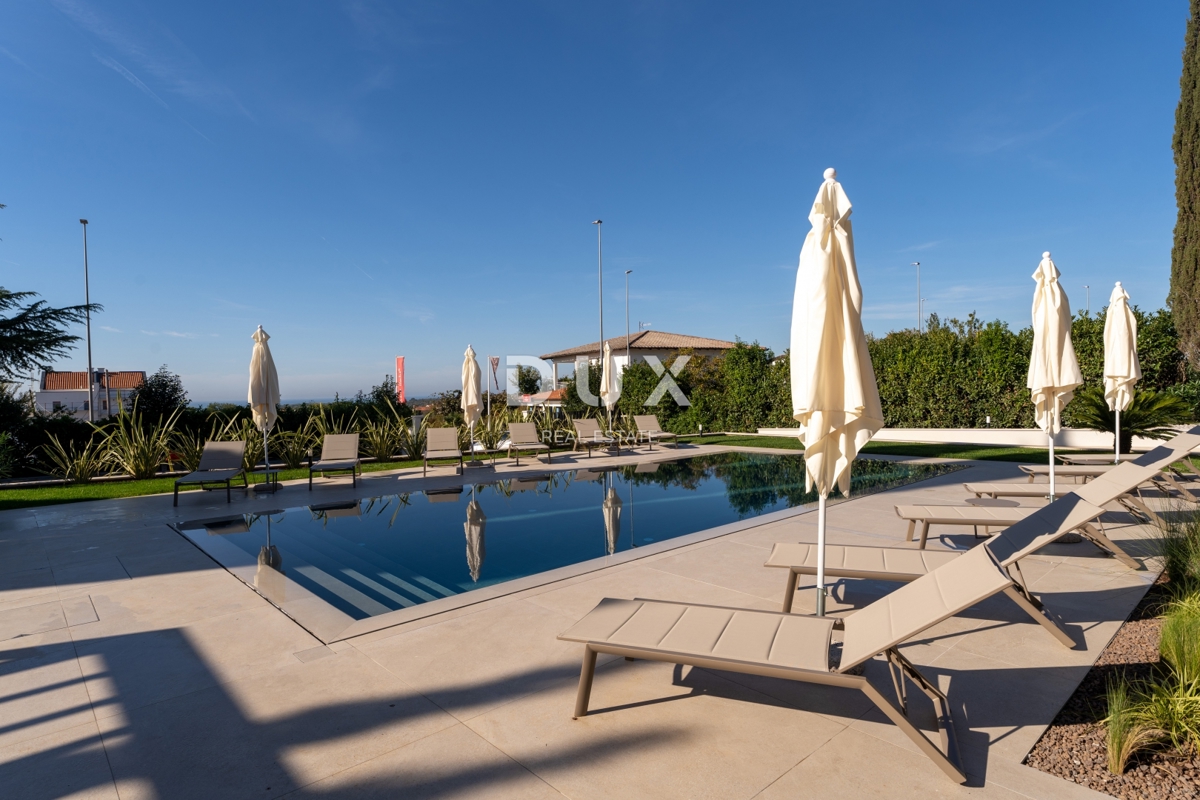 ISTRIA, PARENZO - Villa esclusiva, tre unità abitative, lusso in riva al mare