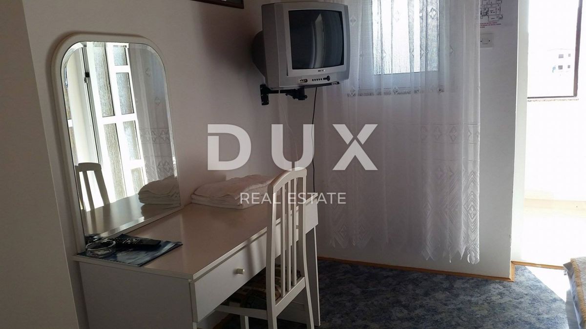 ISOLA DI PAG, PAG - Ampio hotel con accesso alla spiaggia