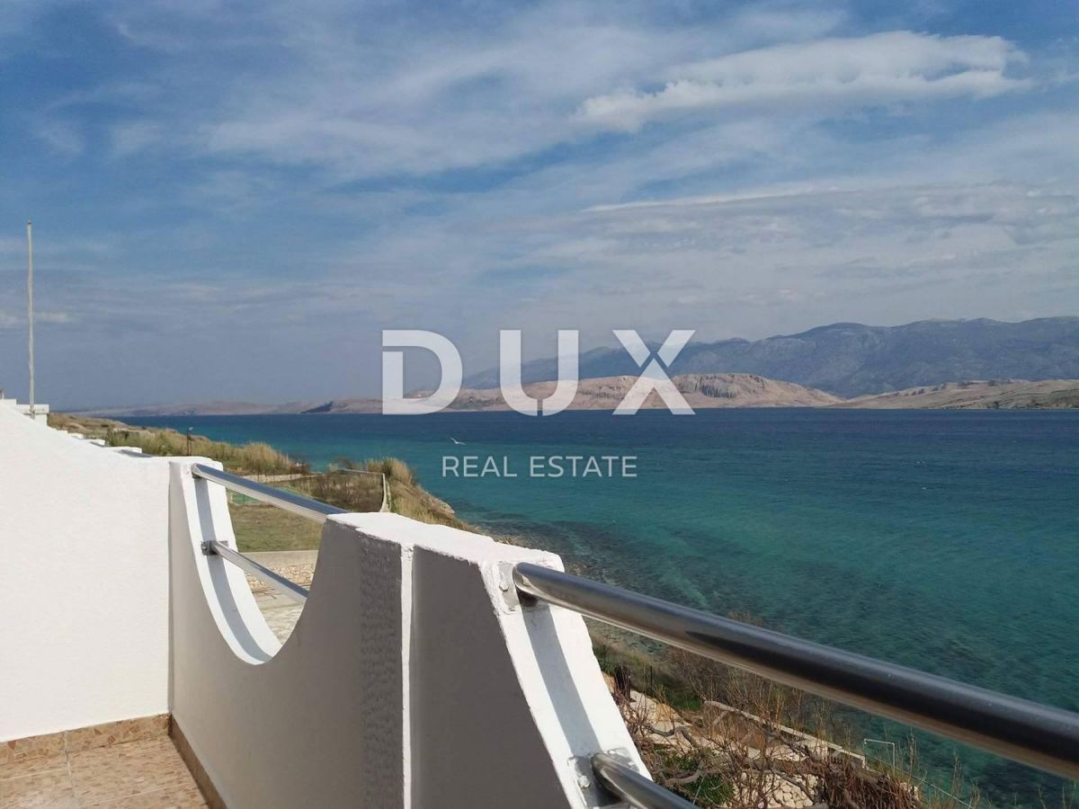 ISOLA DI PAG, PAG - Ampio hotel con accesso alla spiaggia