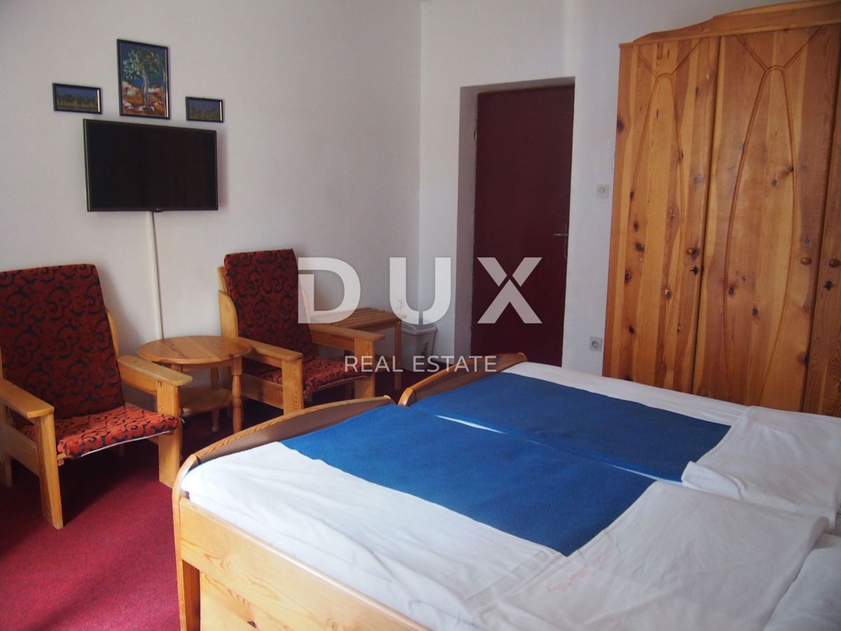 ISOLA DI PAG, PAG - Ampio hotel con accesso alla spiaggia